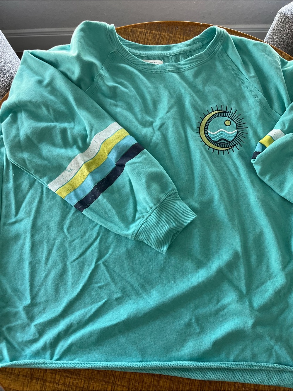 Woman’s Aqua Sunwave Long-Sleeve Tee